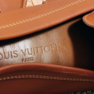 LV Mens Leather Loafers